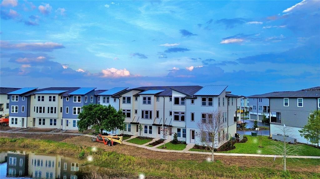 For Rent: $3,500 (3 beds, 3 baths, 1998 Square Feet)