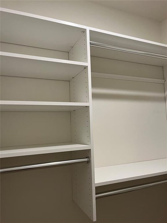 В аренду: $2,300 (3 спален, 2 ванн, 1706 Квадратных фут)