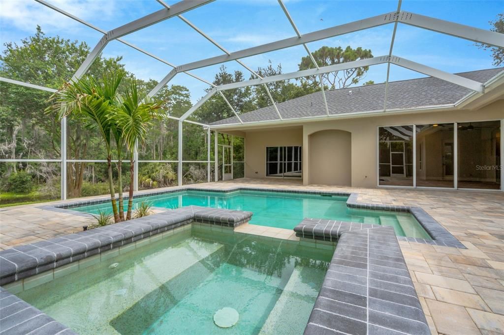 En Venta: $1,299,900 (5 camas, 3 baños, 3540 Pies cuadrados)