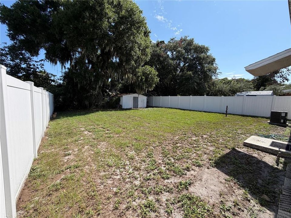 For Sale: $255,000 (3 beds, 2 baths, 875 Square Feet)