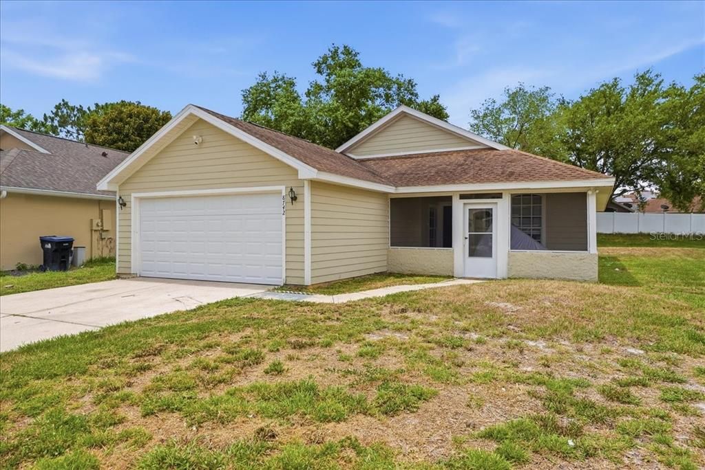 For Sale: $350,000 (3 beds, 2 baths, 1226 Square Feet)