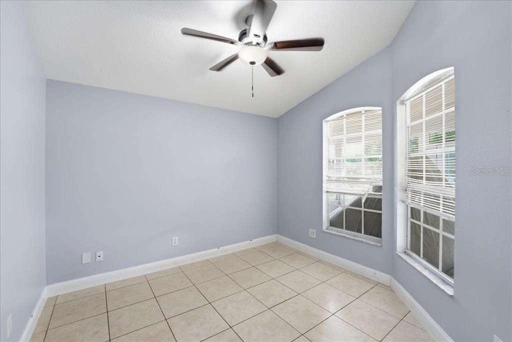 For Sale: $350,000 (3 beds, 2 baths, 1226 Square Feet)