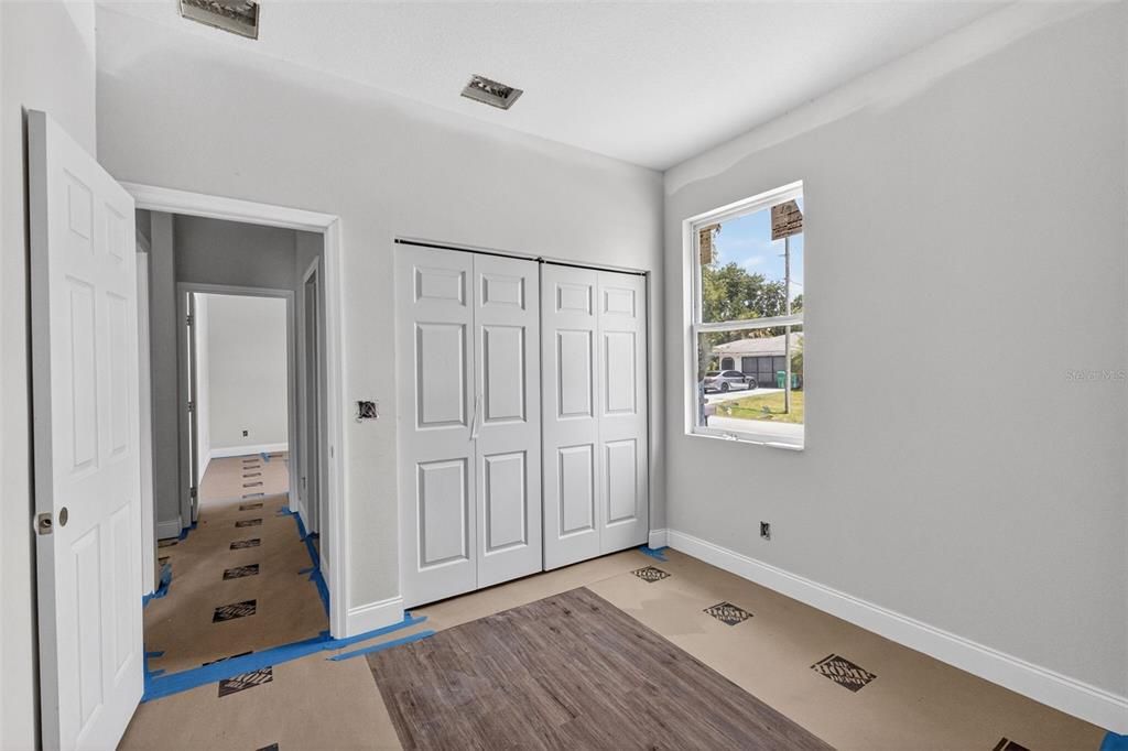 For Sale: $174,900 (4 beds, 2 baths, 1636 Square Feet)
