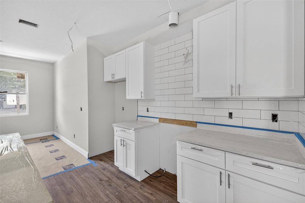 For Sale: $174,900 (4 beds, 2 baths, 1636 Square Feet)
