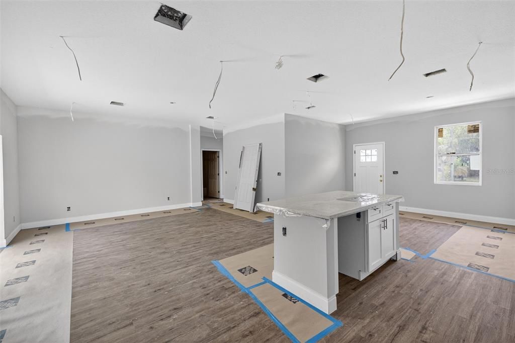 For Sale: $174,900 (4 beds, 2 baths, 1636 Square Feet)