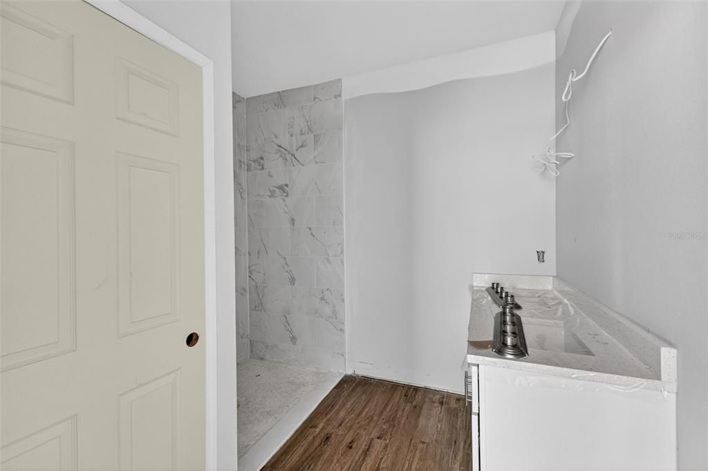 For Sale: $174,900 (4 beds, 2 baths, 1636 Square Feet)