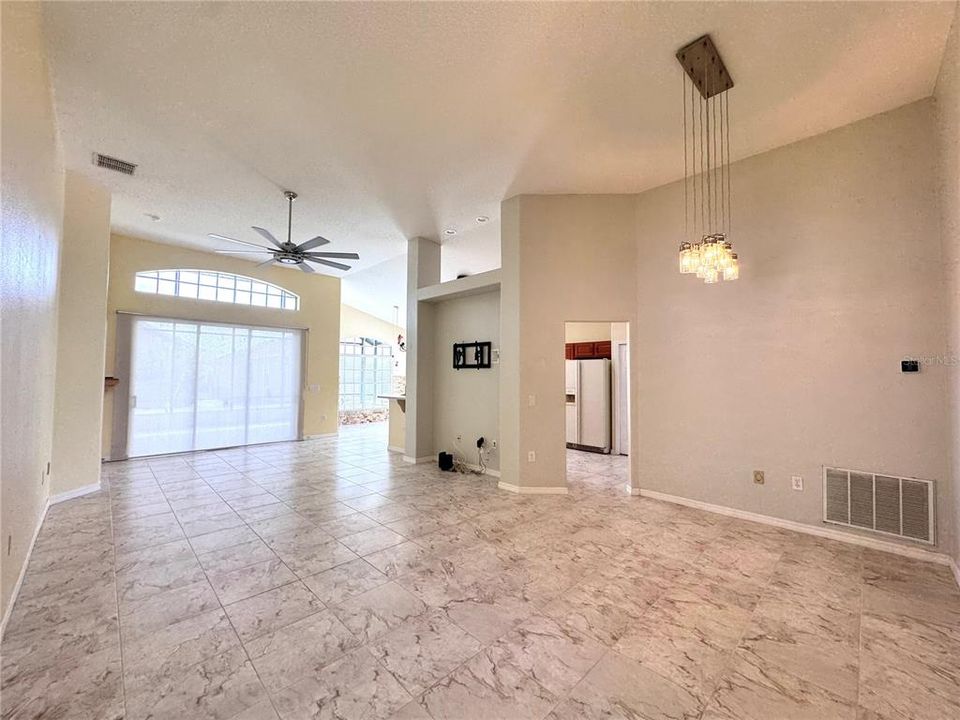 En Renta: $2,299 (2 camas, 2 baños, 1774 Pies cuadrados)