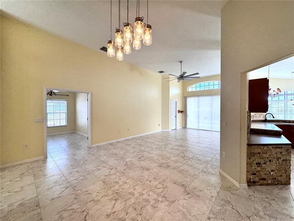 En Renta: $2,299 (2 camas, 2 baños, 1774 Pies cuadrados)