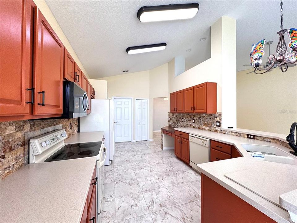 En Renta: $2,299 (2 camas, 2 baños, 1774 Pies cuadrados)