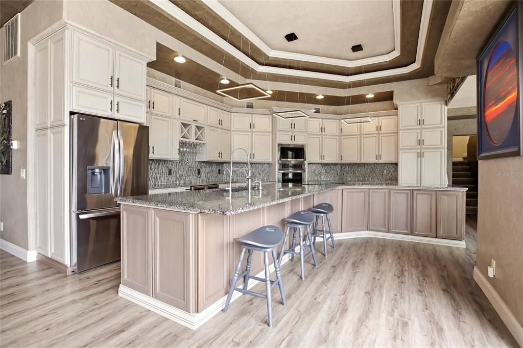 На продажу: $1,899,000 (4 спален, 4 ванн, 3540 Квадратных фут)
