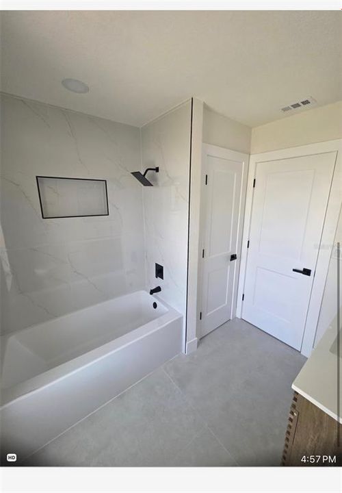 For Sale: $424,900 (3 beds, 3 baths, 1890 Square Feet)