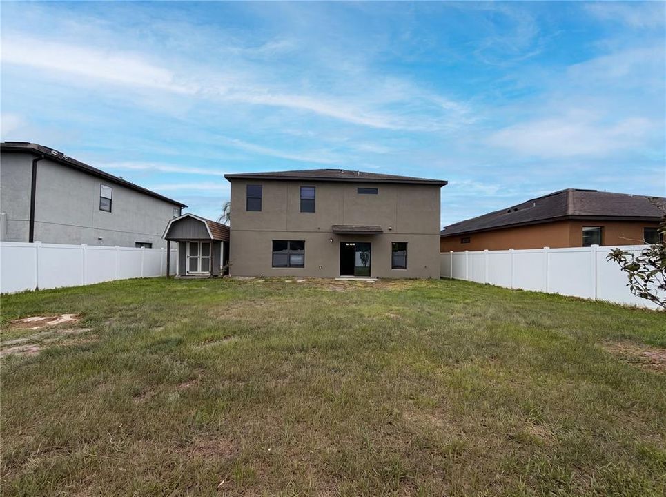 For Sale: $335,000 (3 beds, 2 baths, 2364 Square Feet)