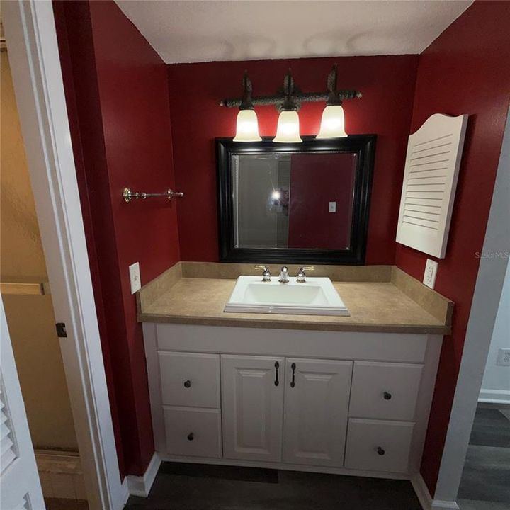 En Venta: $245,000 (2 camas, 2 baños, 1016 Pies cuadrados)