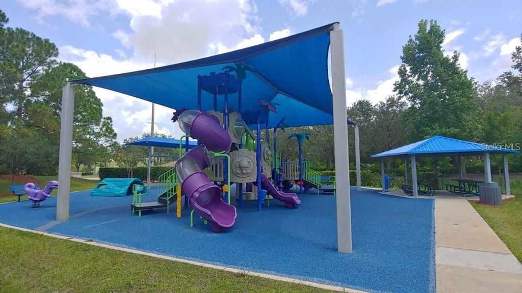 En Venta: $499,900 (3 camas, 2 baños, 1968 Pies cuadrados)