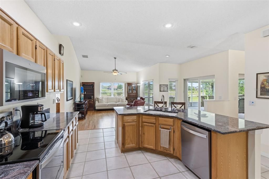 En Venta: $499,900 (3 camas, 2 baños, 1968 Pies cuadrados)