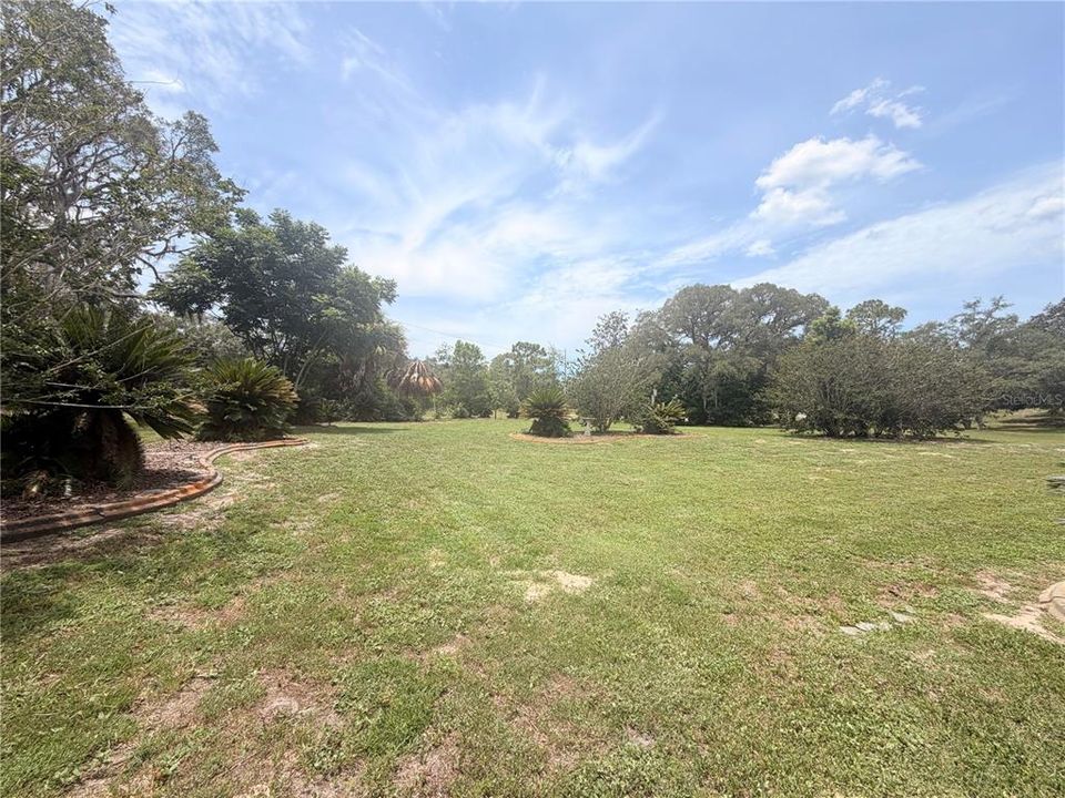 For Sale: $435,000 (4 beds, 3 baths, 2080 Square Feet)