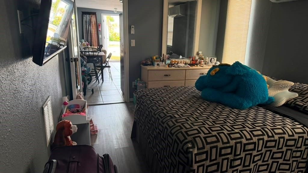 For Sale: $170,000 (3 beds, 2 baths, 492 Square Feet)