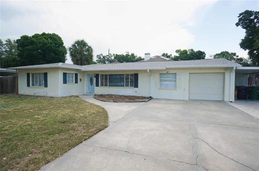For Rent: $3,200 (2 beds, 2 baths, 1573 Square Feet)