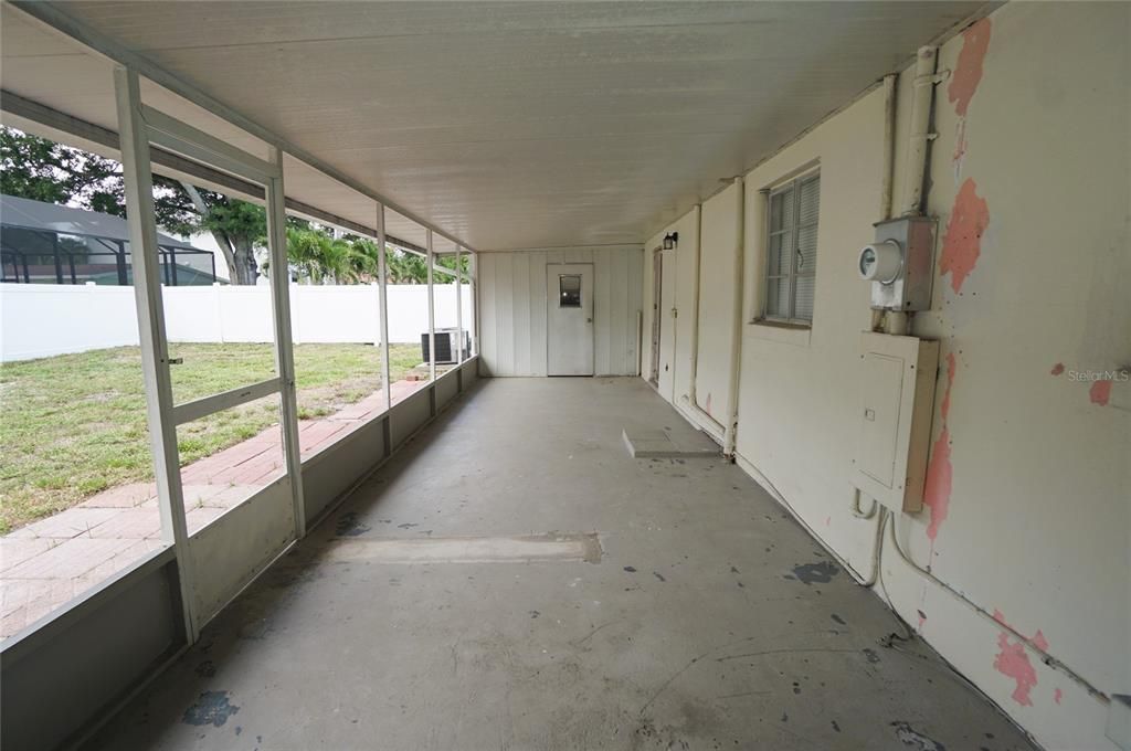 For Rent: $3,200 (2 beds, 2 baths, 1573 Square Feet)
