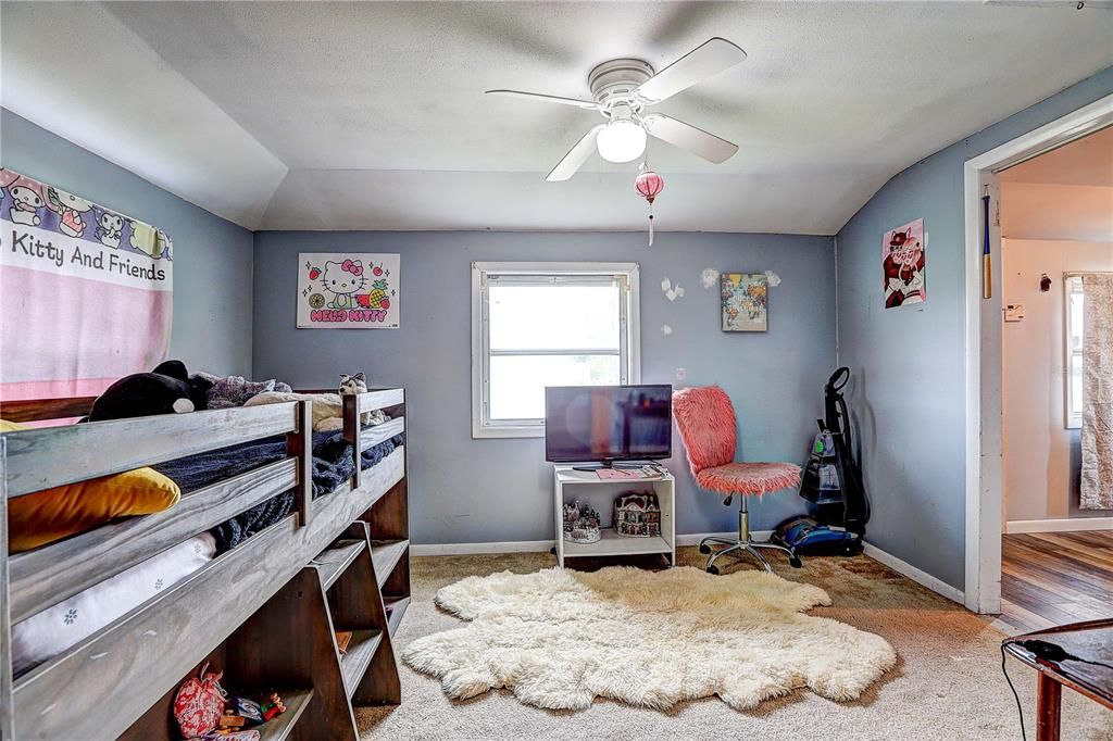 For Sale: $249,990 (3 beds, 1 baths, 1440 Square Feet)