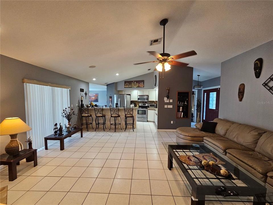 For Sale: $549,000 (4 beds, 2 baths, 2861 Square Feet)