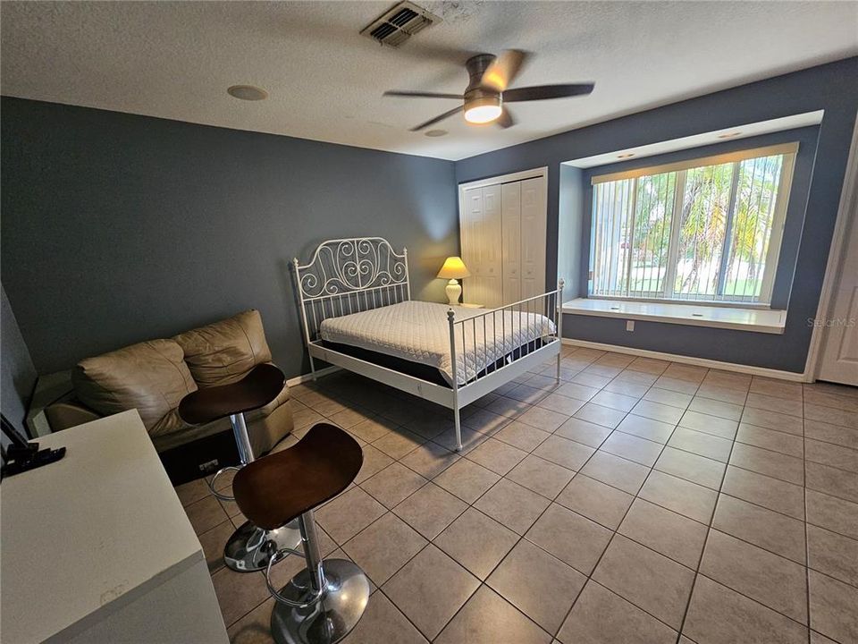 For Sale: $549,000 (4 beds, 2 baths, 2861 Square Feet)