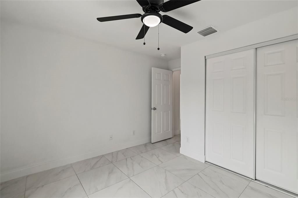 En Venta: $229,000 (3 camas, 2 baños, 1160 Pies cuadrados)