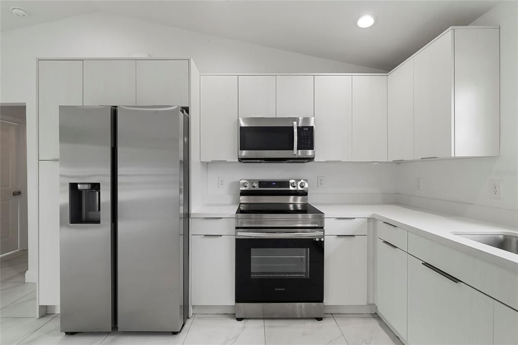 En Venta: $229,000 (3 camas, 2 baños, 1160 Pies cuadrados)