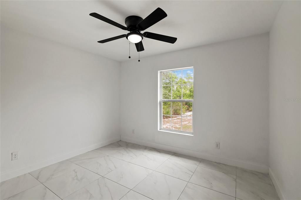 En Venta: $229,000 (3 camas, 2 baños, 1160 Pies cuadrados)