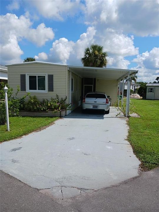 For Rent: $1,400 (2 beds, 1 baths, 672 Square Feet)