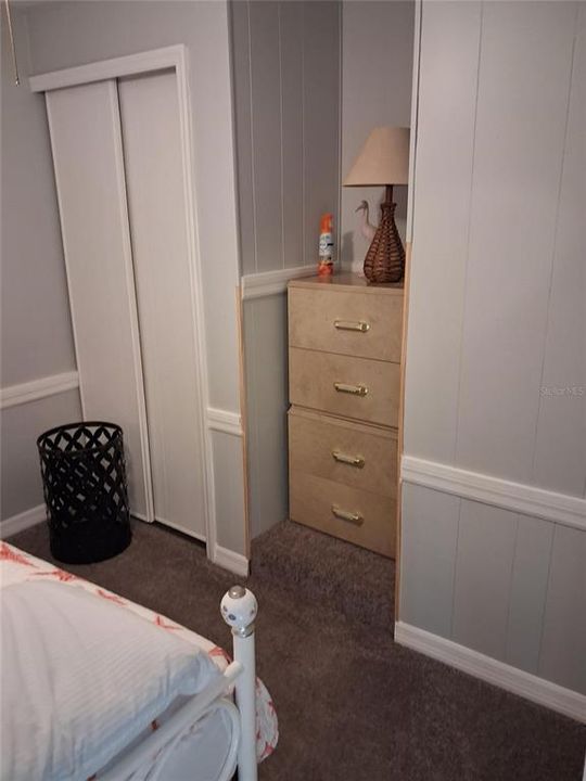 For Rent: $1,400 (2 beds, 1 baths, 672 Square Feet)
