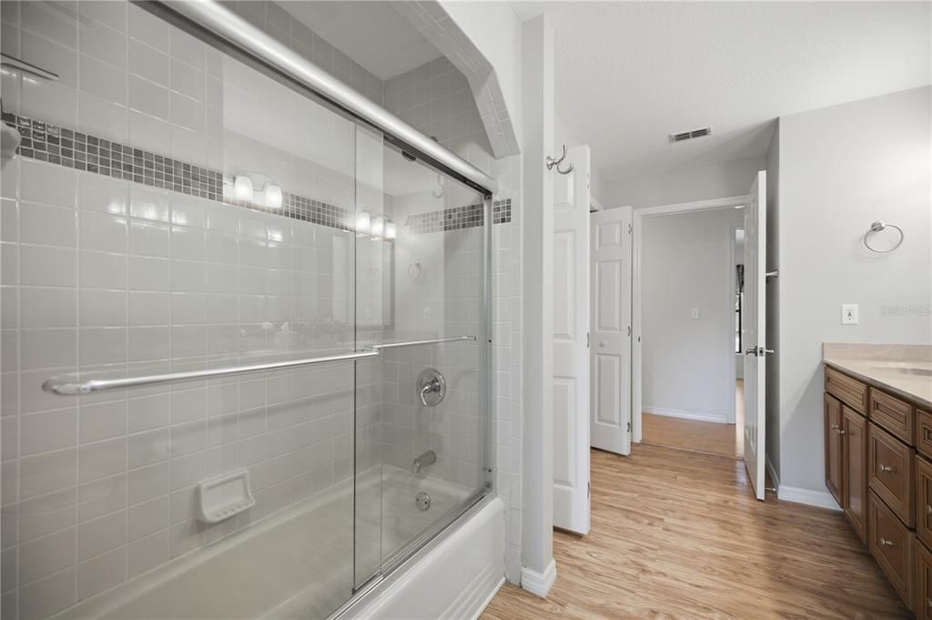 На продажу: $625,000 (4 спален, 2 ванн, 2774 Квадратных фут)