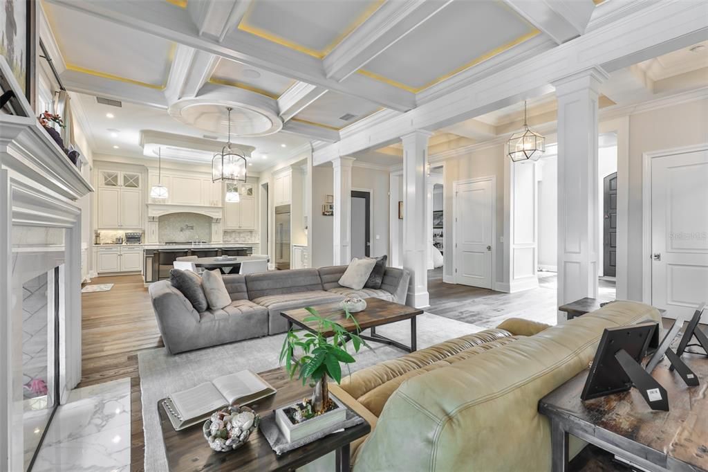 В аренду: $29,995 (6 спален, 6 ванн, 6393 Квадратных фут)