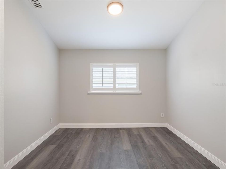 For Sale: $329,900 (2 beds, 2 baths, 1498 Square Feet)