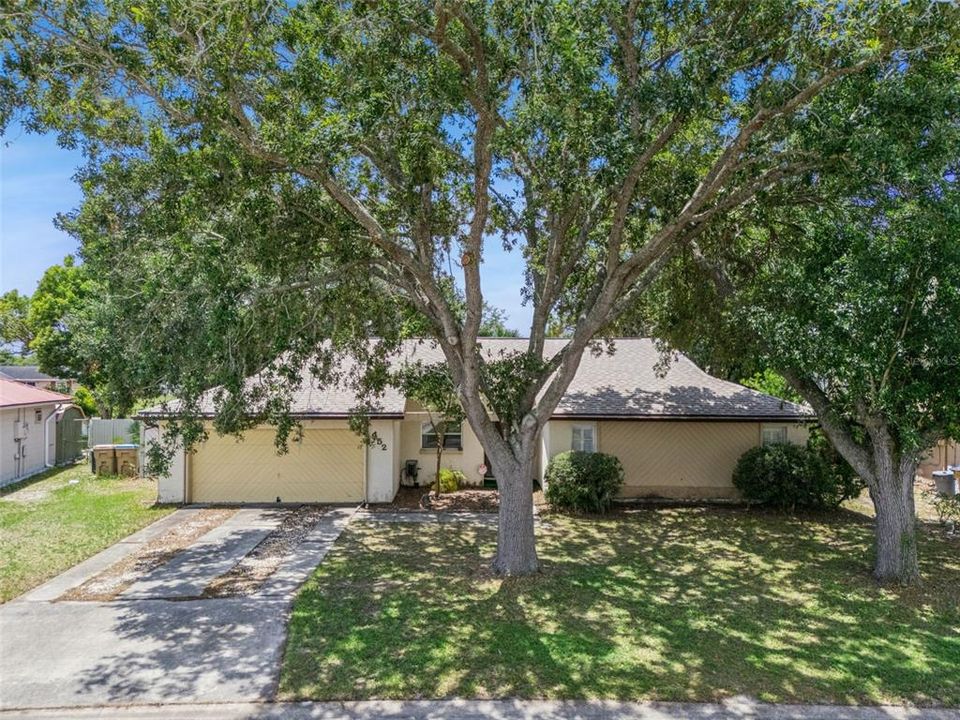 For Sale: $362,999 (4 beds, 3 baths, 1812 Square Feet)