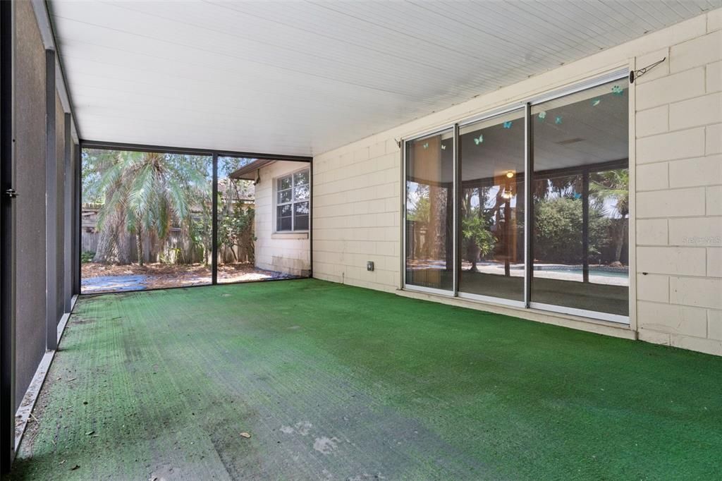 For Sale: $362,999 (4 beds, 3 baths, 1812 Square Feet)