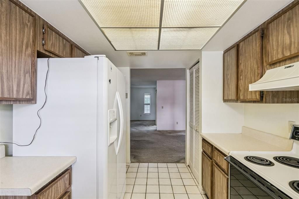 For Sale: $362,999 (4 beds, 3 baths, 1812 Square Feet)