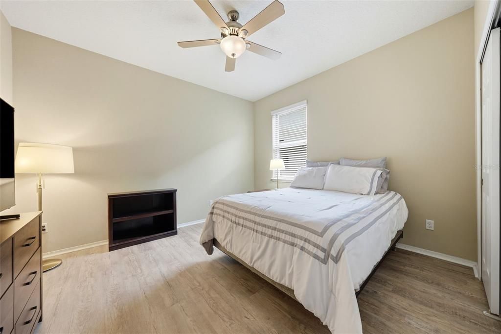 En Venta: $399,900 (3 camas, 2 baños, 2164 Pies cuadrados)