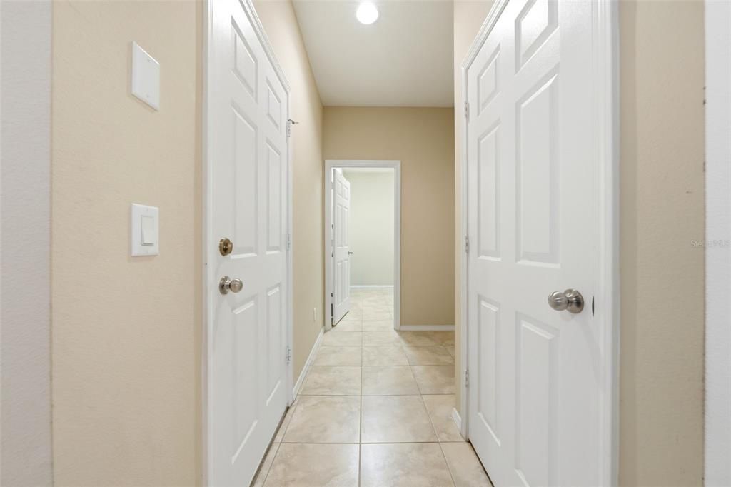 En Venta: $399,900 (3 camas, 2 baños, 2164 Pies cuadrados)