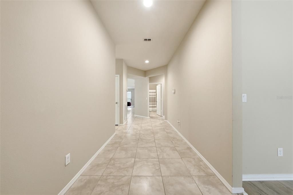 En Venta: $399,900 (3 camas, 2 baños, 2164 Pies cuadrados)