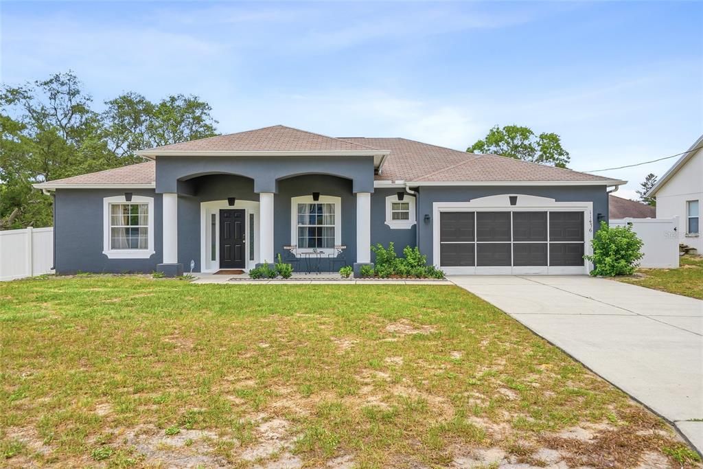 En Venta: $349,999 (4 camas, 2 baños, 2020 Pies cuadrados)