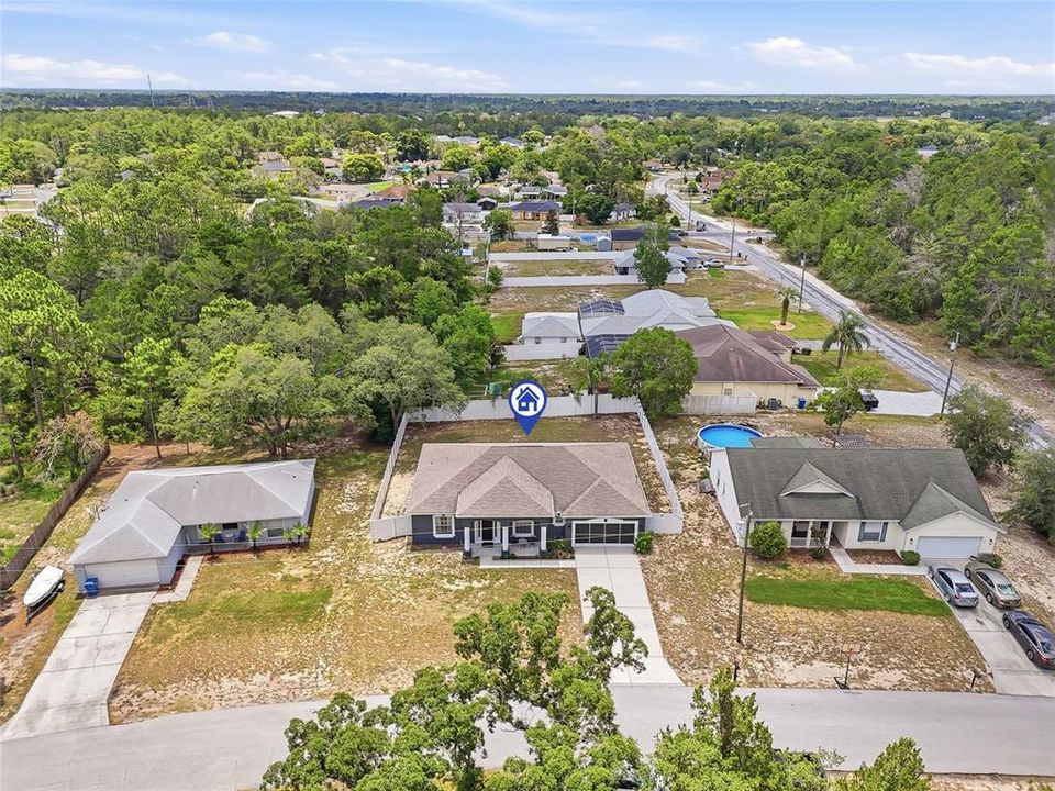 En Venta: $349,999 (4 camas, 2 baños, 2020 Pies cuadrados)