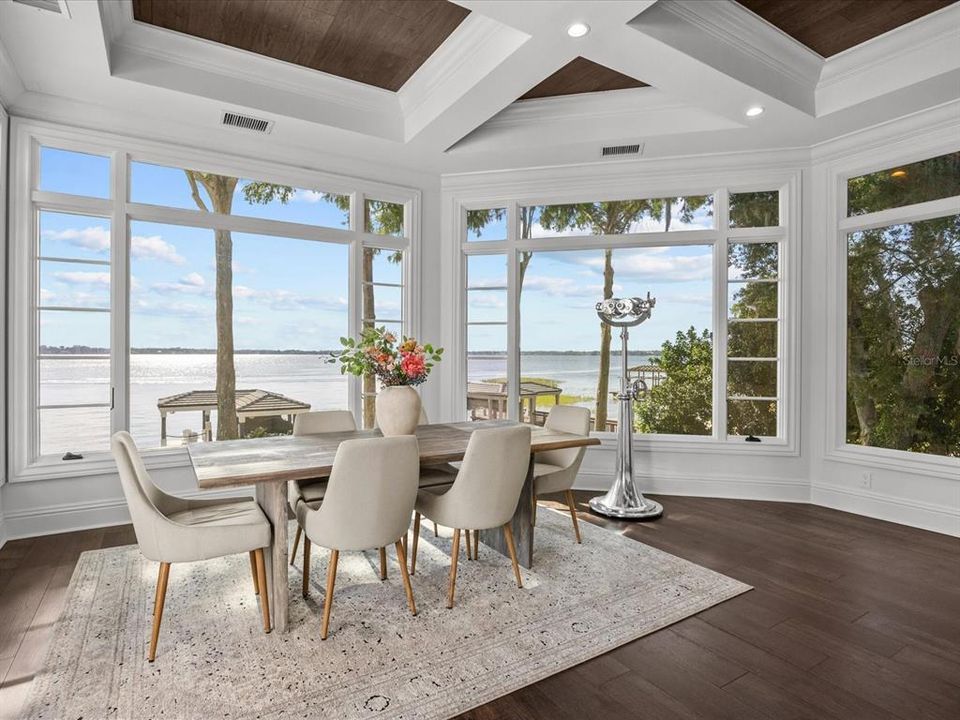 For Sale: $13,900,000 (6 beds, 7 baths, 11100 Square Feet)