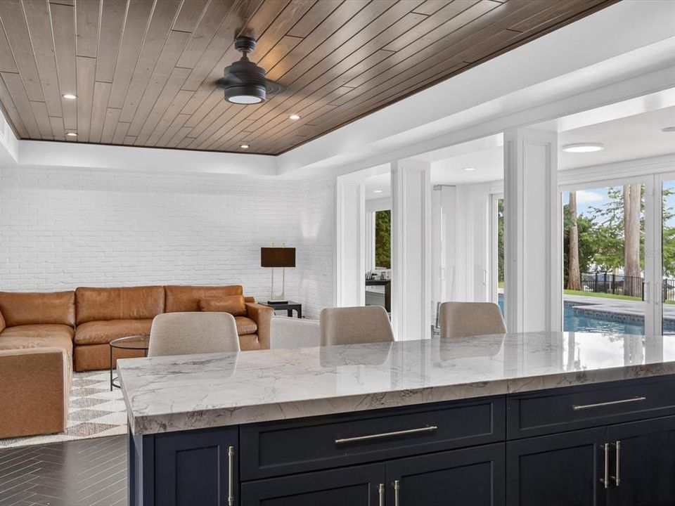 For Sale: $13,900,000 (6 beds, 7 baths, 11100 Square Feet)