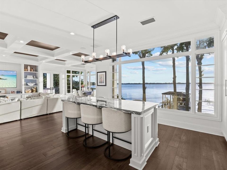For Sale: $13,900,000 (6 beds, 7 baths, 11100 Square Feet)