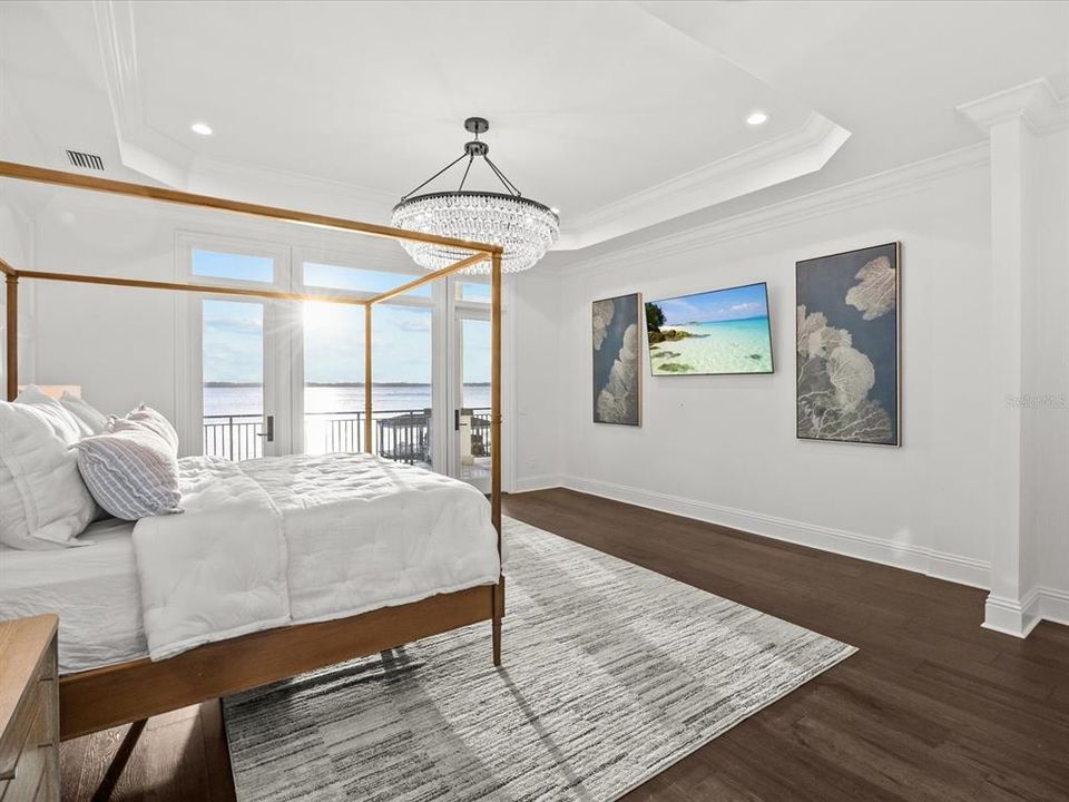 For Sale: $13,900,000 (6 beds, 7 baths, 11100 Square Feet)