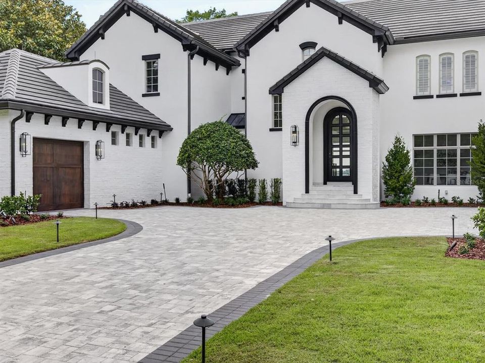 For Sale: $13,900,000 (6 beds, 7 baths, 11100 Square Feet)