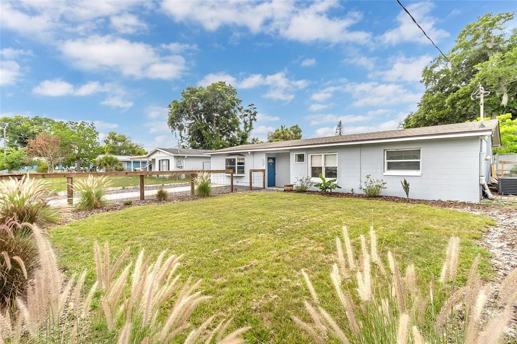 For Sale: $274,000 (3 beds, 1 baths, 1251 Square Feet)