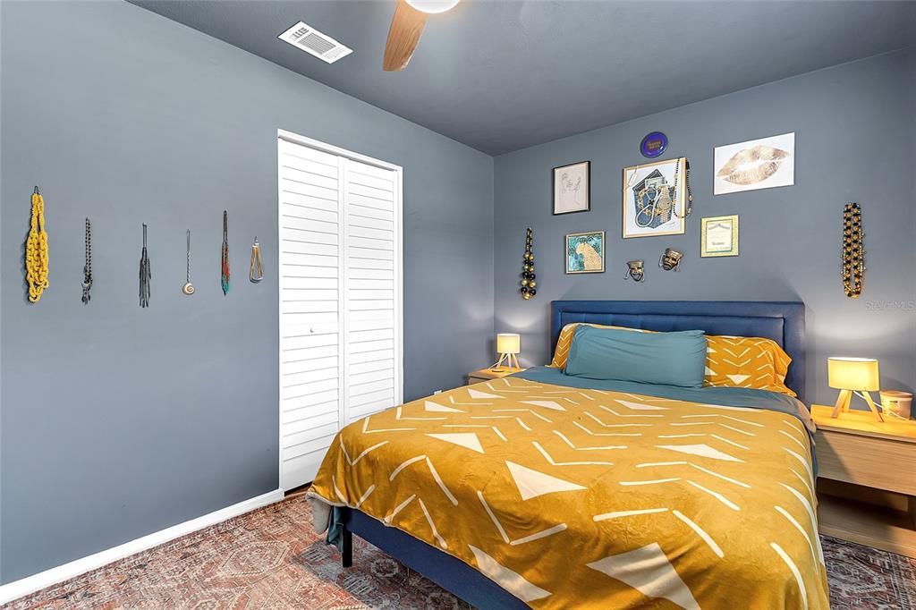 For Sale: $274,000 (3 beds, 1 baths, 1251 Square Feet)