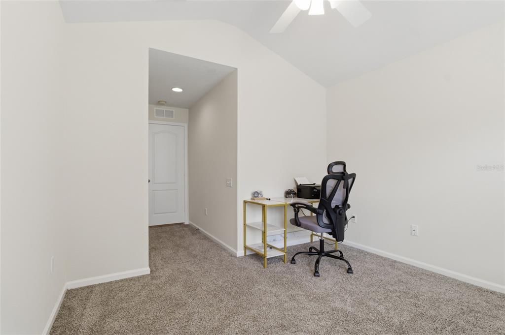 For Sale: $260,000 (3 beds, 2 baths, 1588 Square Feet)